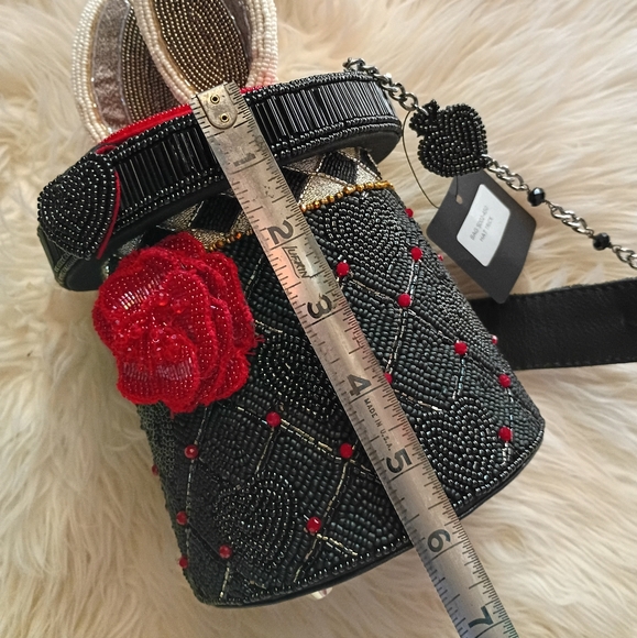 Mary Frances Red Black Hat Trick Beaded Magician's Rabbit In A Hat Novelty Bag - Picture 16 of 16